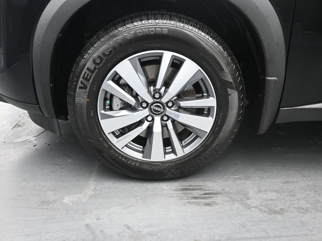 Used 2023 Nissan Pathfinder SL image 12