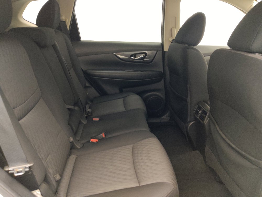 Used 2020 Nissan Rogue SV AWD/4WD image 19