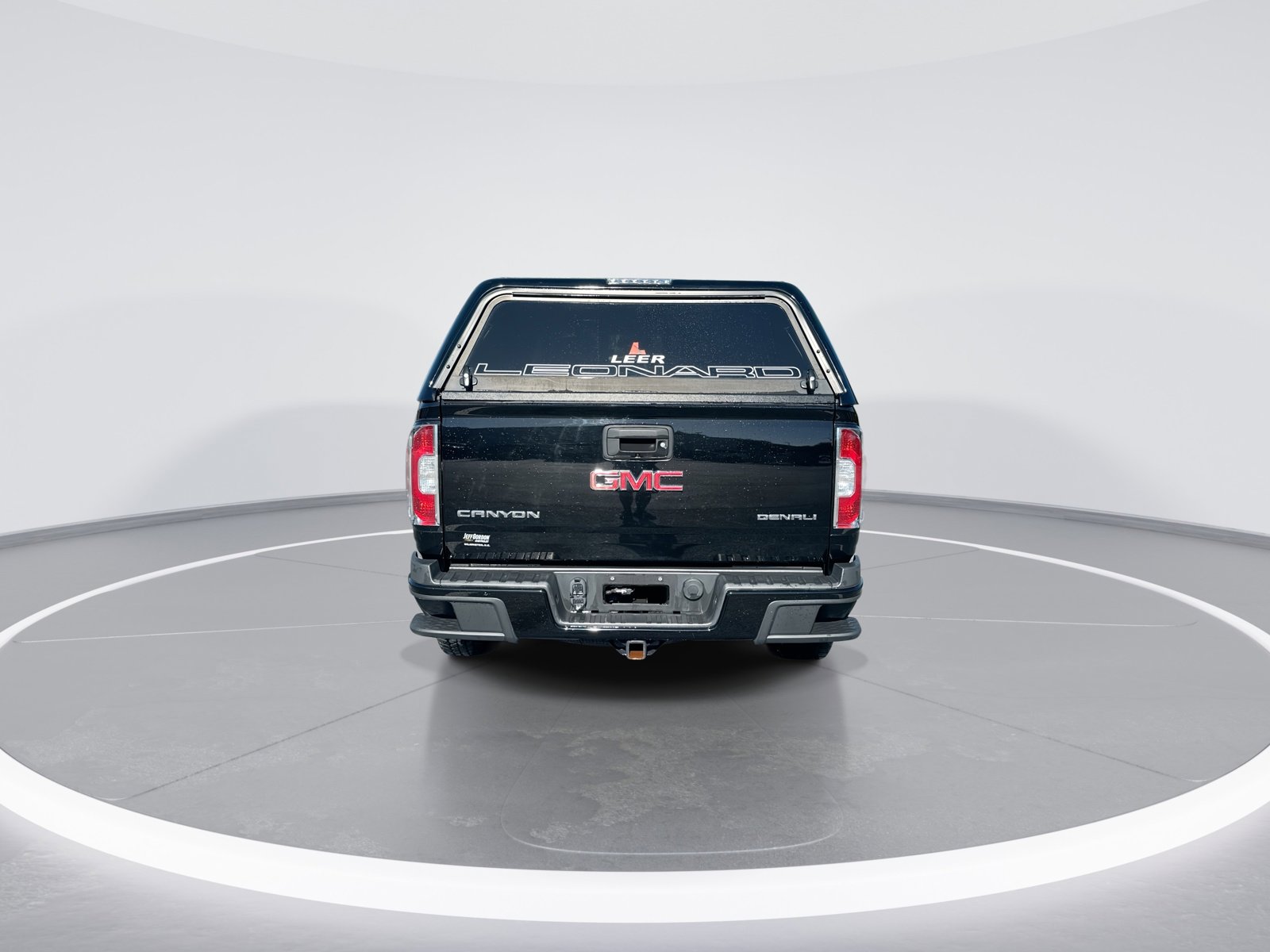 Used 2017 GMC Canyon Denali AWD/4WD image 8