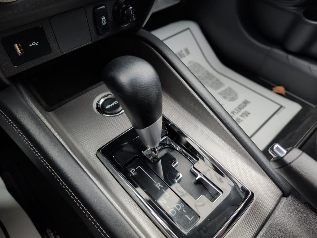 Used 2023 Mitsubishi Outlander Sport 2.0 ES image 16