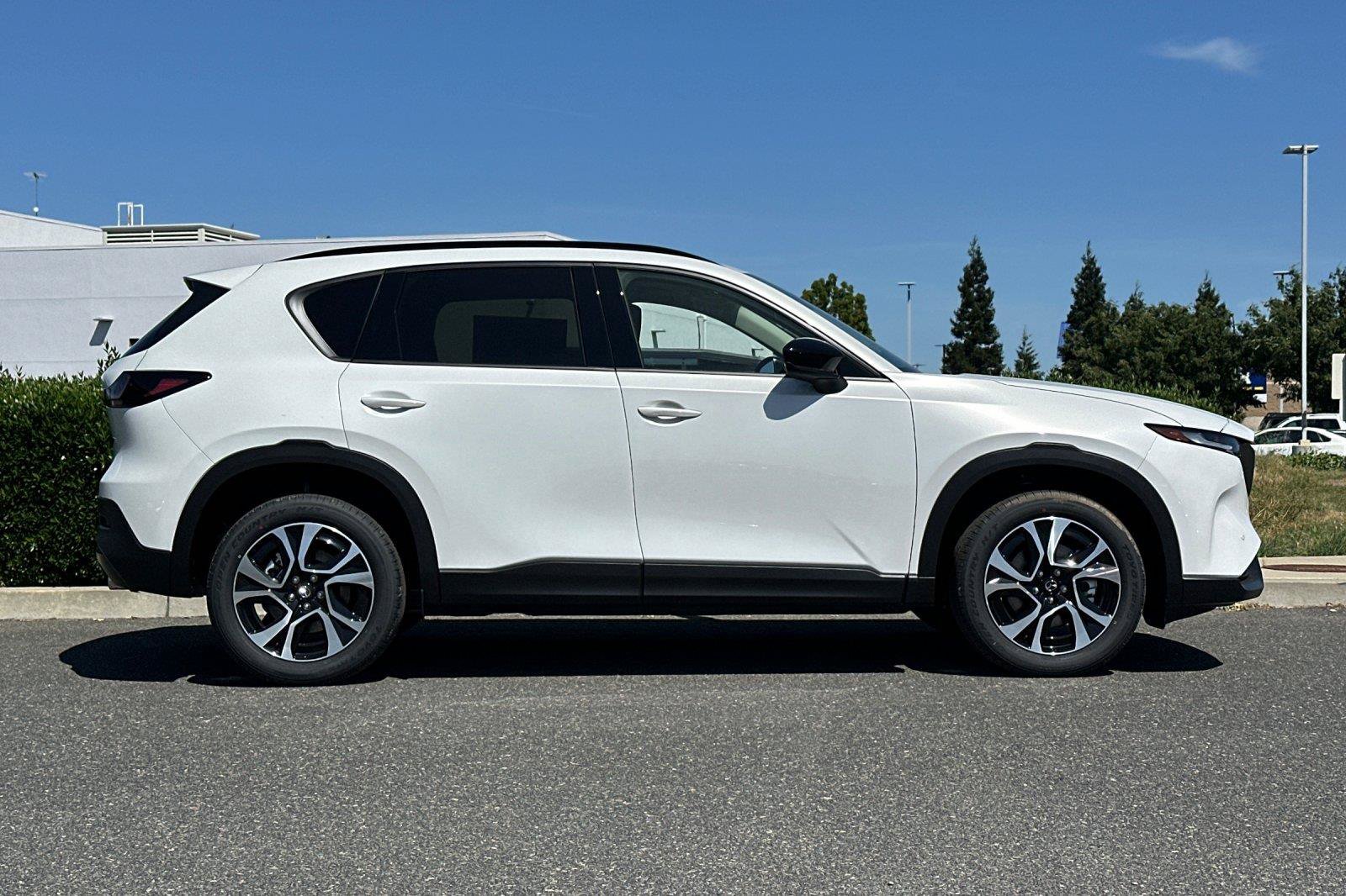 New 2026 MAZDA CX-5 Preferred AWD/4WD image 3