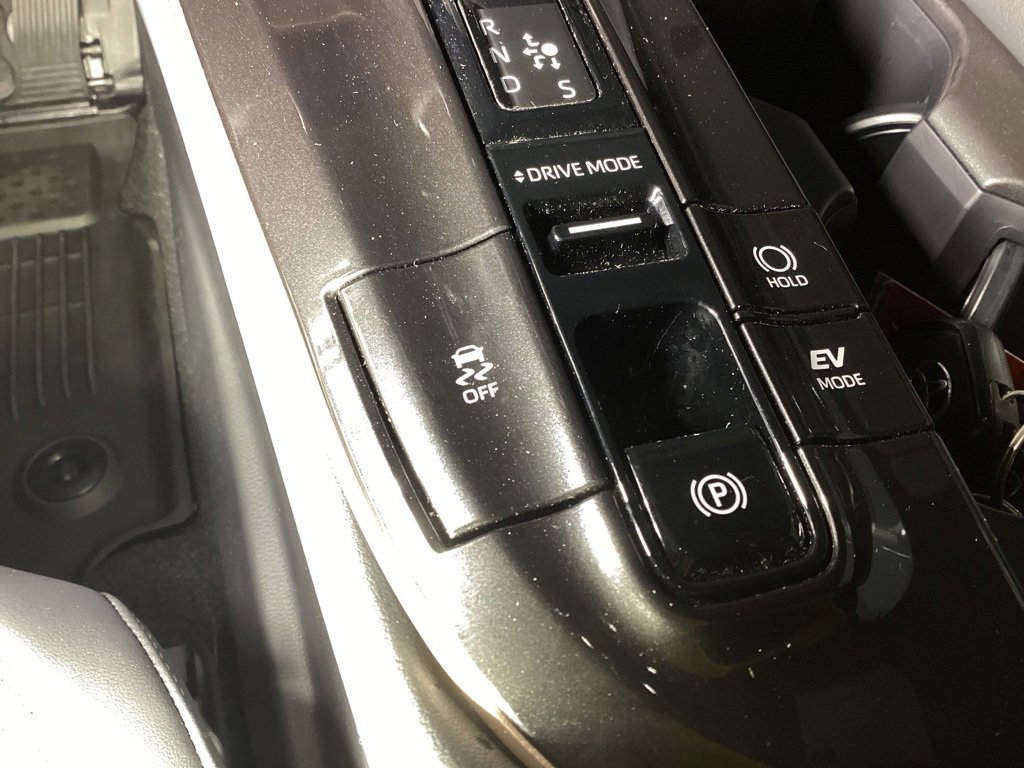 Used 2025 Toyota Crown Signia image 21