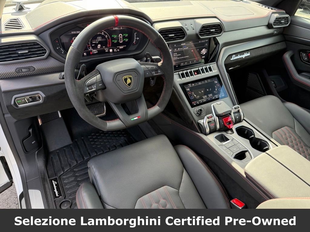 Used 2024 Lamborghini Urus Performante AWD/4WD image 22
