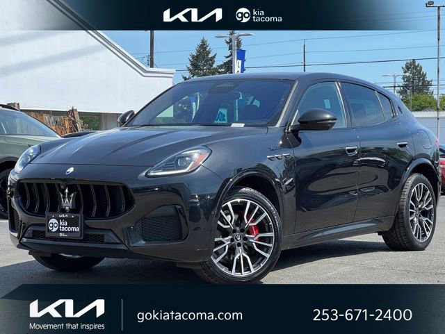 Used 2023 Maserati Grecale Modena AWD/4WD image 1