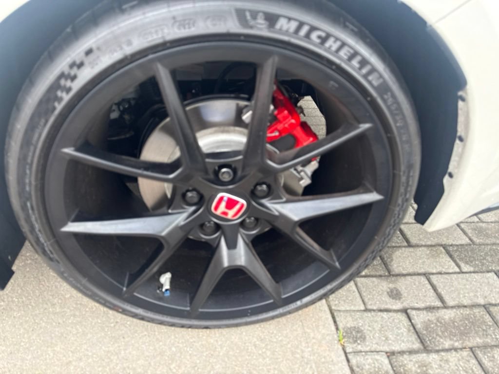 Used 2025 Honda Civic Type R image 7