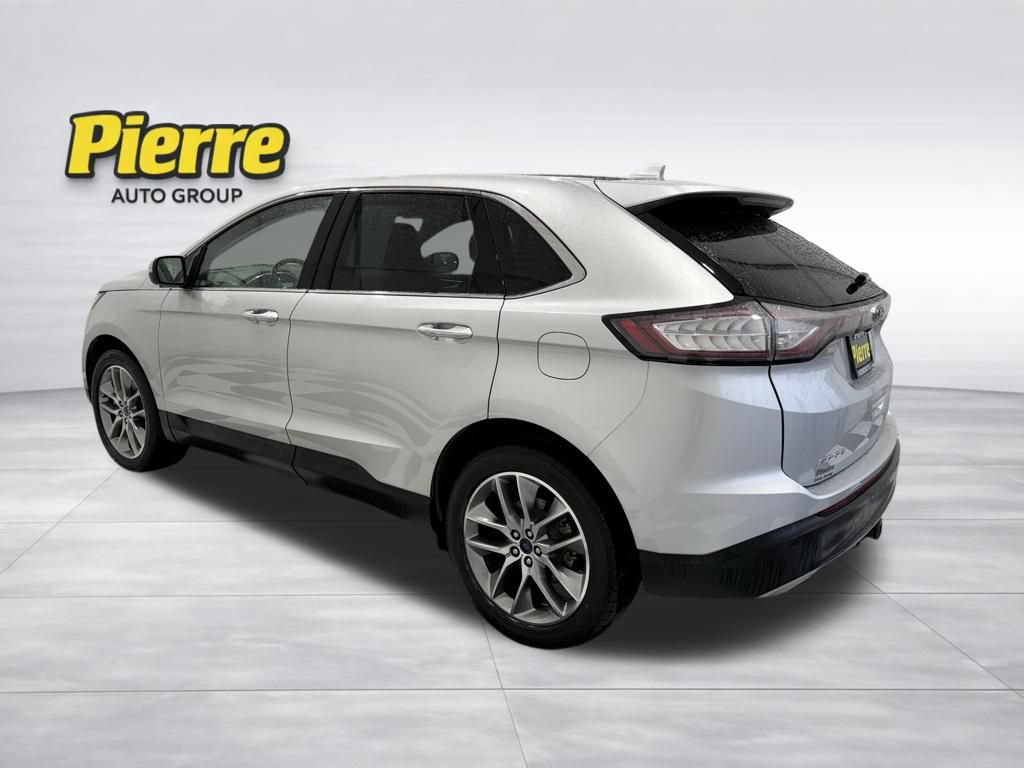 Used 2017 Ford Edge Titanium w/ Equipment Group 301A AWD/4WD image 2