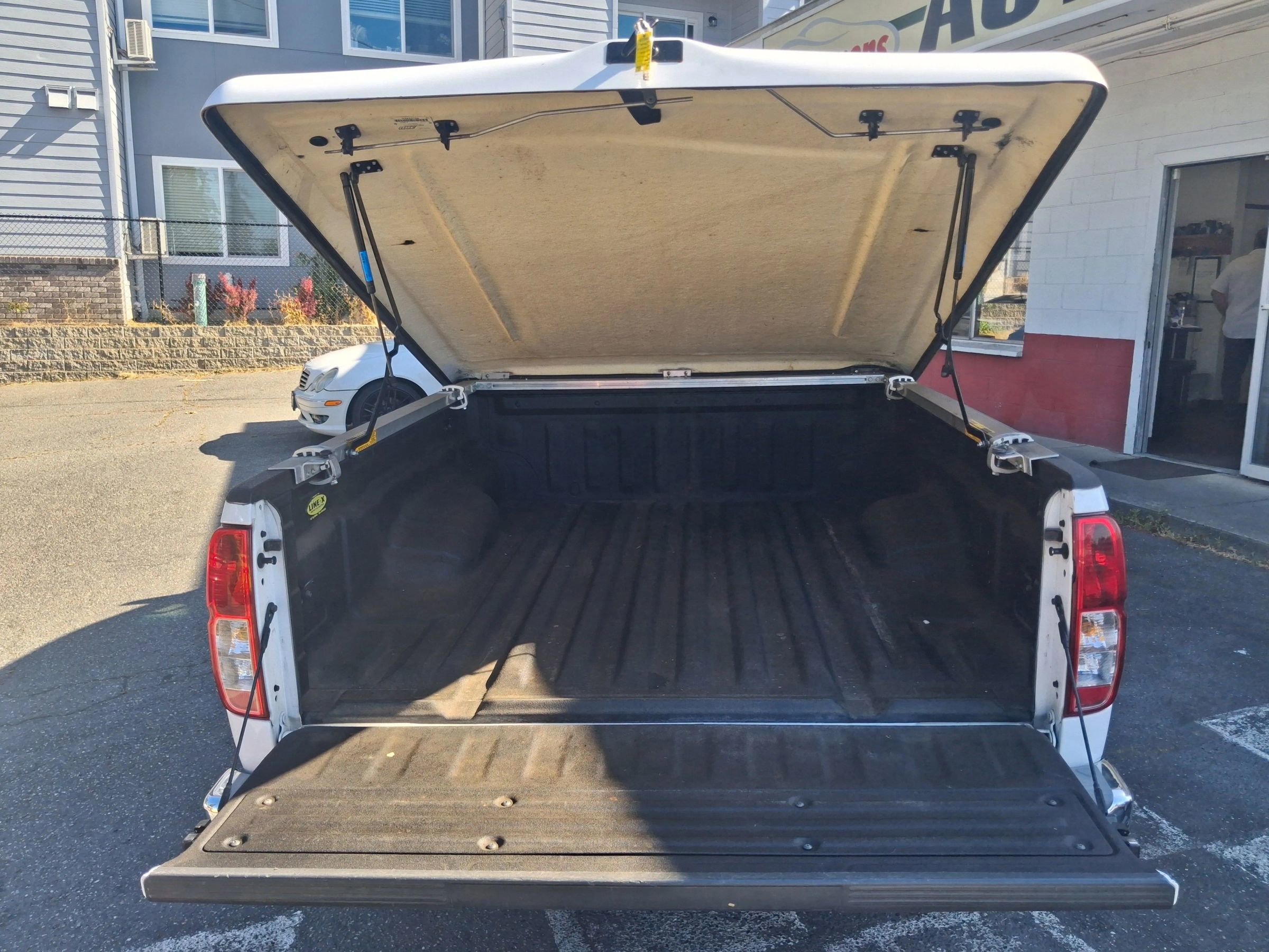 Used 2012 Nissan Frontier S w/ S Preferred Pkg RWD image 14