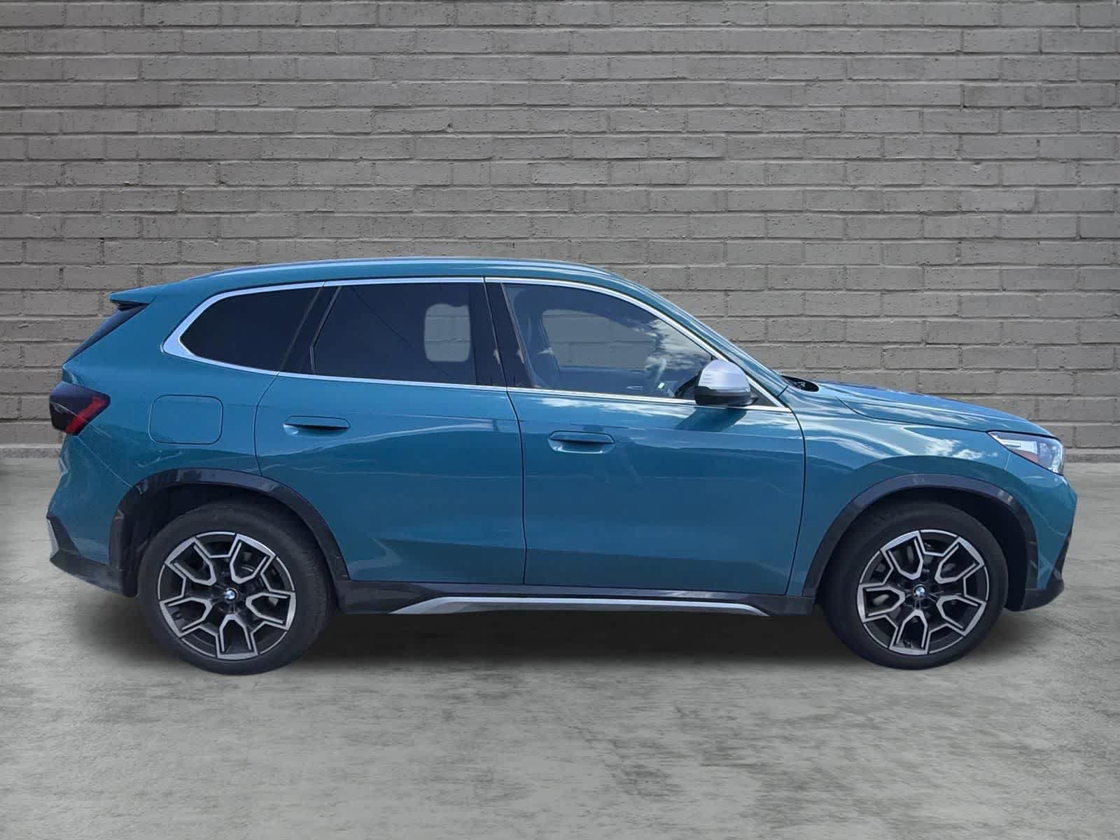 Certified 2023 BMW X1 xDrive28i w/ Premium Package AWD/4WD image 4