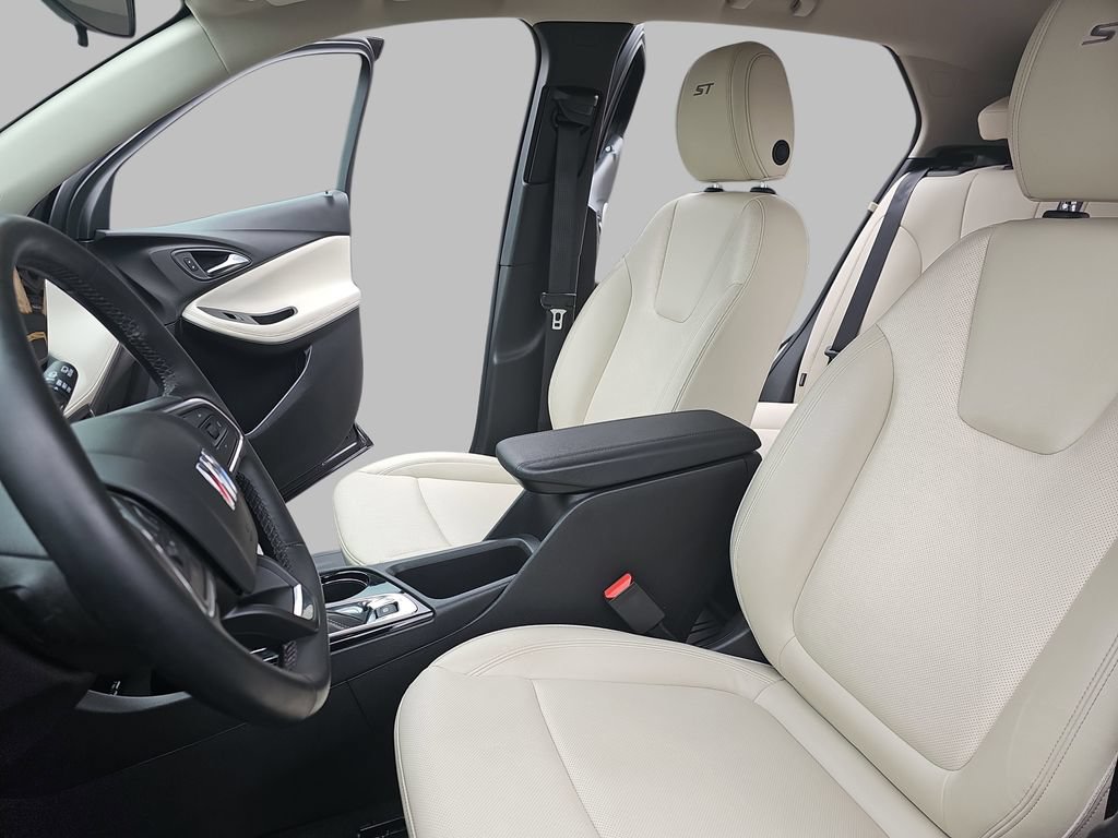 Certified 2024 Buick Encore GX Sport Touring w/ Advanced Technology Package AWD/4WD image 18
