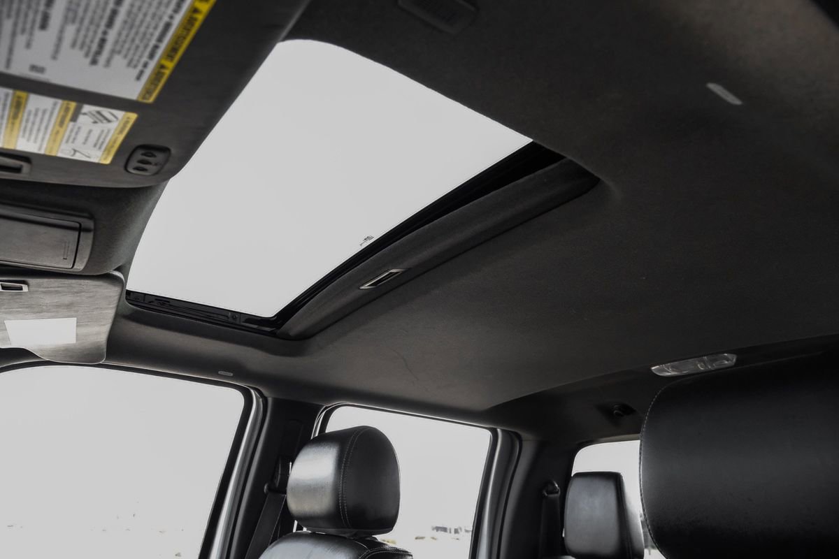 Used 2015 Ford F450 Lariat w/ Lariat Ultimate Package AWD/4WD image 5