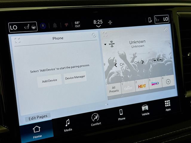 New 2026 Chrysler Pacifica Select image 14