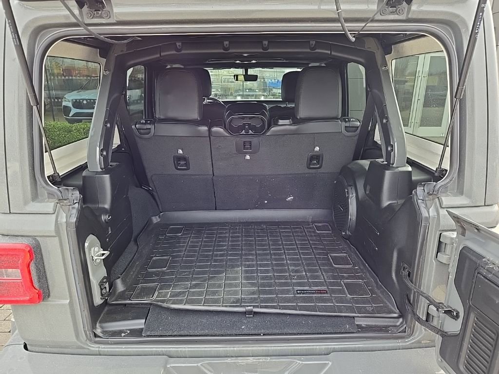 Used 2023 Jeep Wrangler Altitude image 18