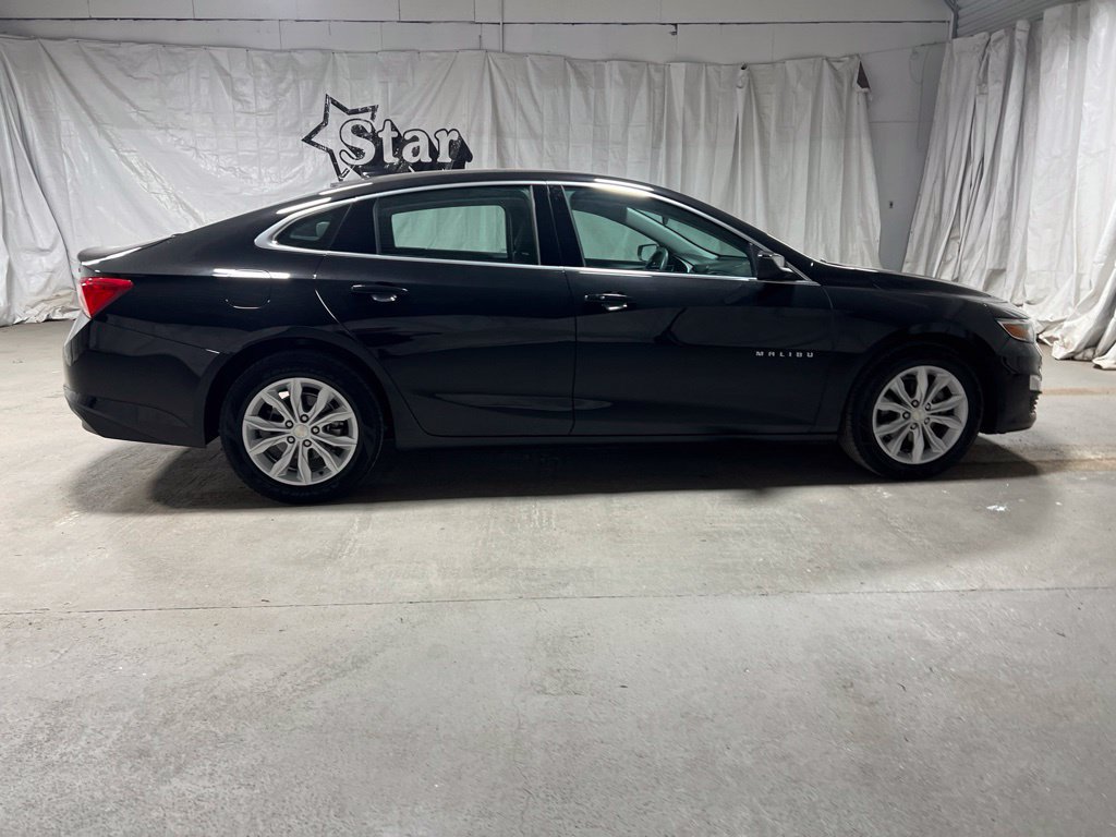 Used 2025 Chevrolet Malibu LT FWD image 8