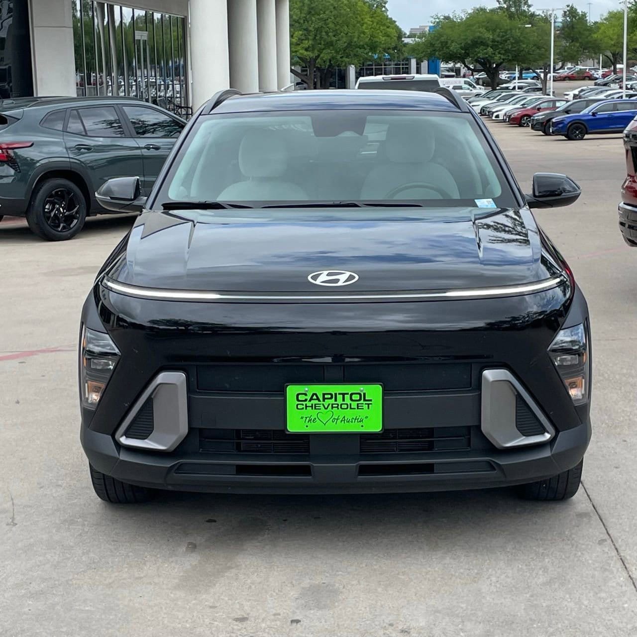 Used 2025 Hyundai Kona SEL image 6