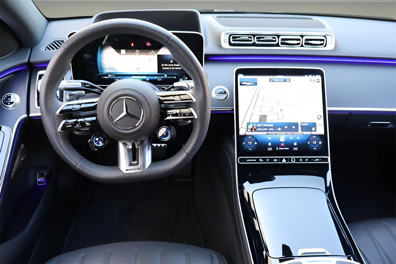 Used 2025 Mercedes-Benz S 63 AMG S image 18