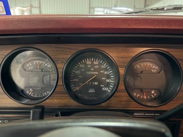 Used 1993 Dodge D/W Truck 150 RWD image 12