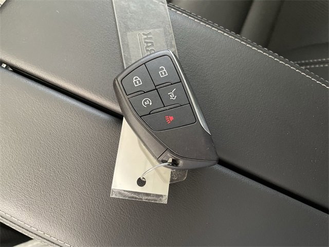 Certified 2022 Buick Envision Essence w/ Sport Touring Package image 32