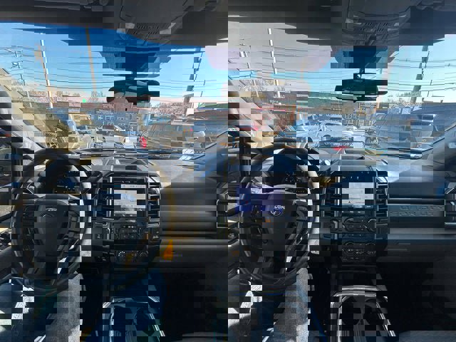 Used 2020 Ford F350 XLT w/ XLT Premium Package image 21