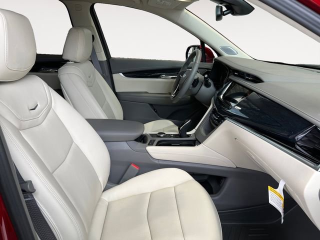 Certified 2025 Cadillac XT6 Premium Luxury AWD/4WD image 13