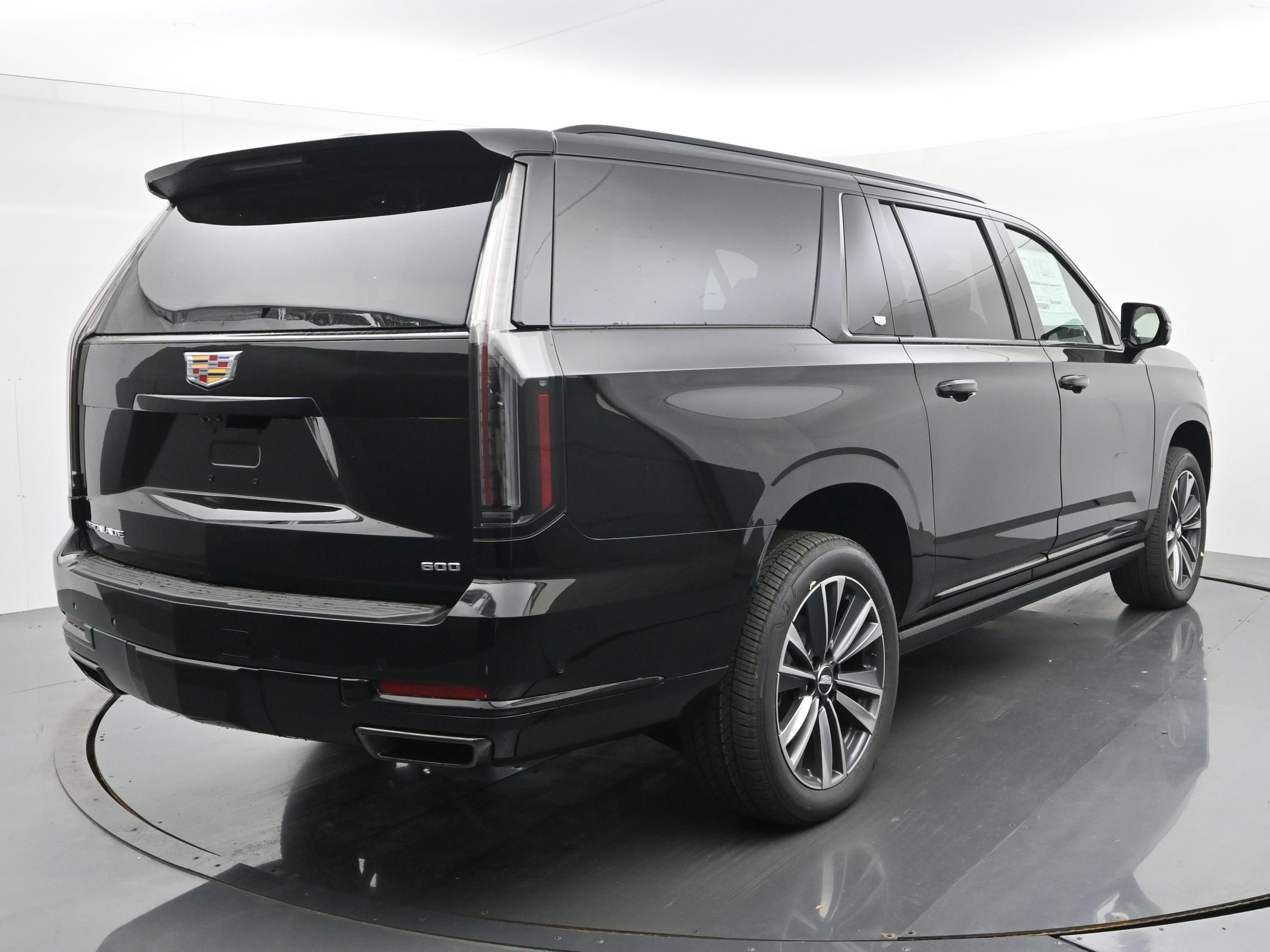New 2026 Cadillac Escalade ESV Sport w/ Touring Package AWD/4WD image 5