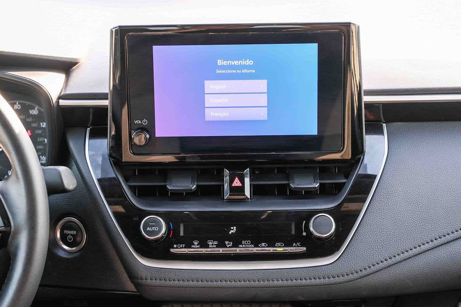 Used 2025 Toyota Corolla SE FWD image 14