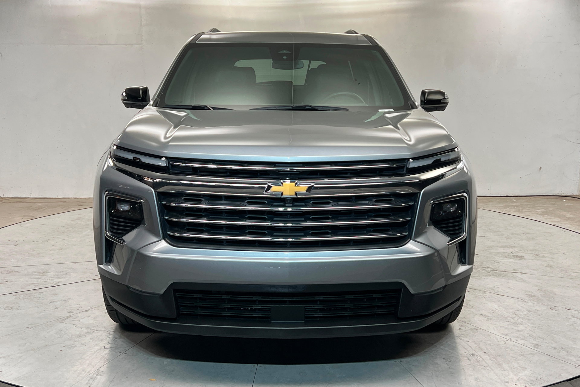 Used 2024 Chevrolet Traverse LT AWD/4WD image 9