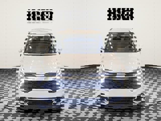 Used 2025 Kia Sportage LX image 3