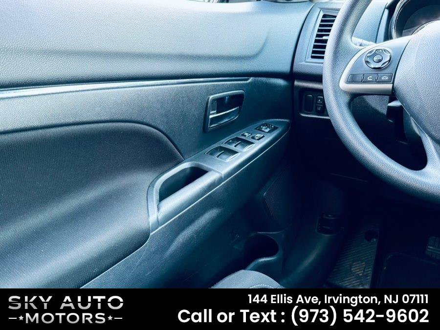 Used 2024 Mitsubishi Outlander Sport AWD image 16