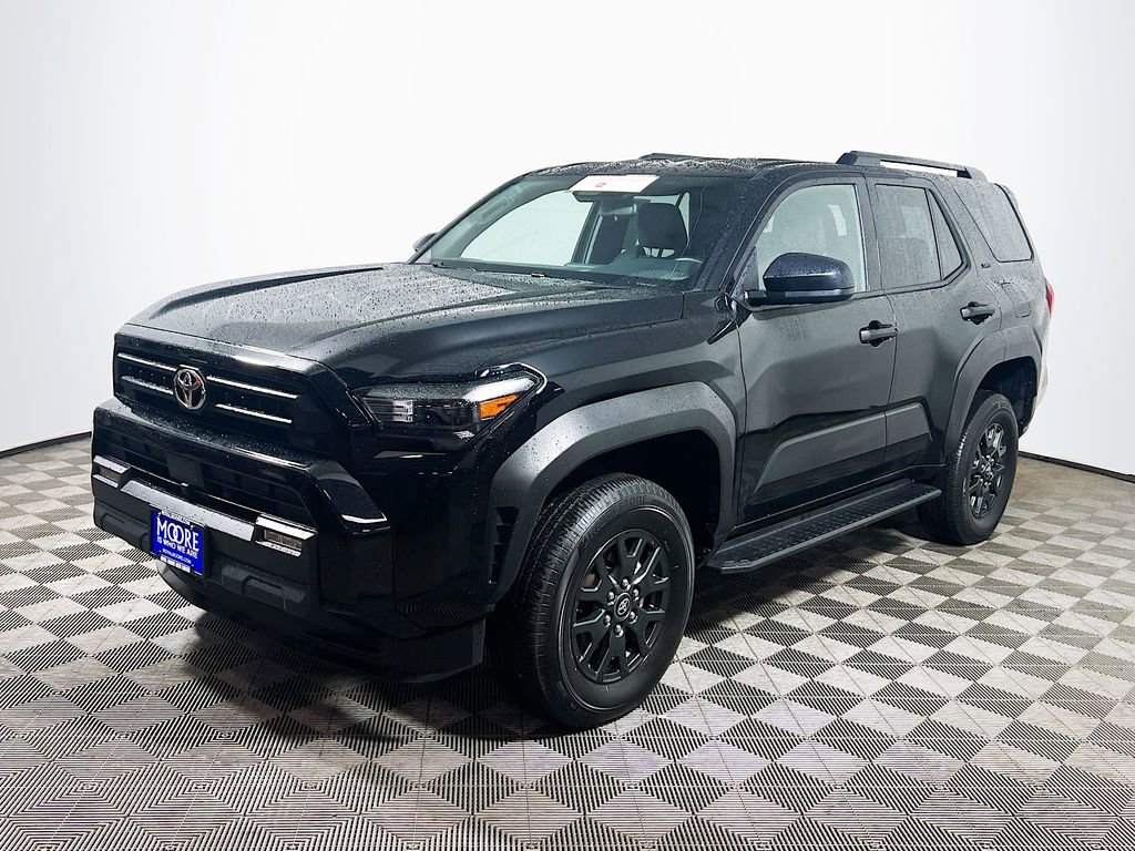 Certified 2025 Toyota 4Runner SR5 AWD/4WD image 4