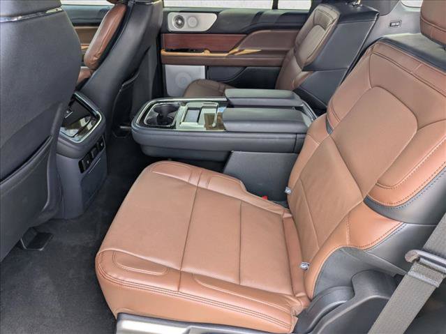 Used 2024 Lincoln Navigator Reserve AWD/4WD image 20