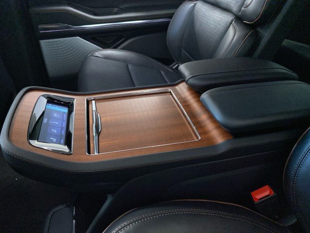 New 2027 Lincoln Navigator L Black Label AWD/4WD image 13