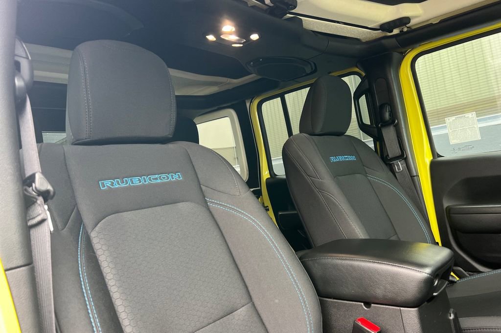 Used 2022 Jeep Wrangler Unlimited Rubicon 4xe w/ Steel Bumper Group image 17