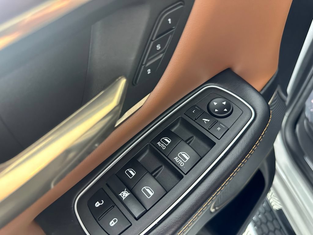 Used 2022 RAM 1500 Limited w/ Body Color Bumper Group AWD/4WD image 20