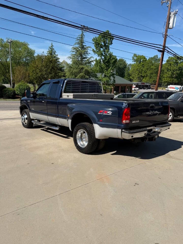 Used 2006 Ford F350 Lariat AWD/4WD image 3
