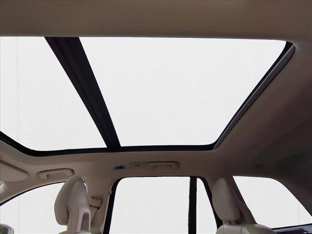 Used 2022 Volvo XC90 T6 Inscription w/ Advanced Package image 18