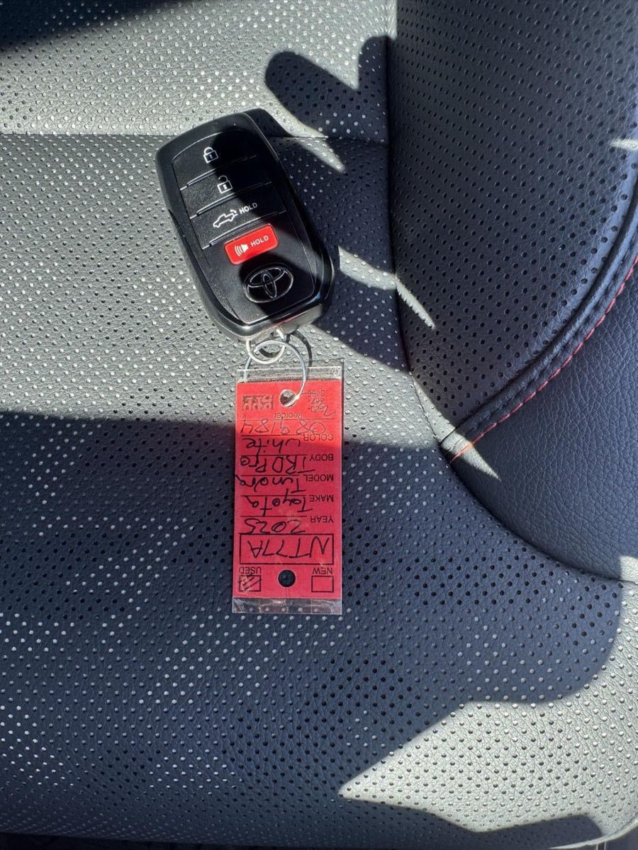 Used 2025 Toyota Tundra TRD Pro AWD/4WD image 35