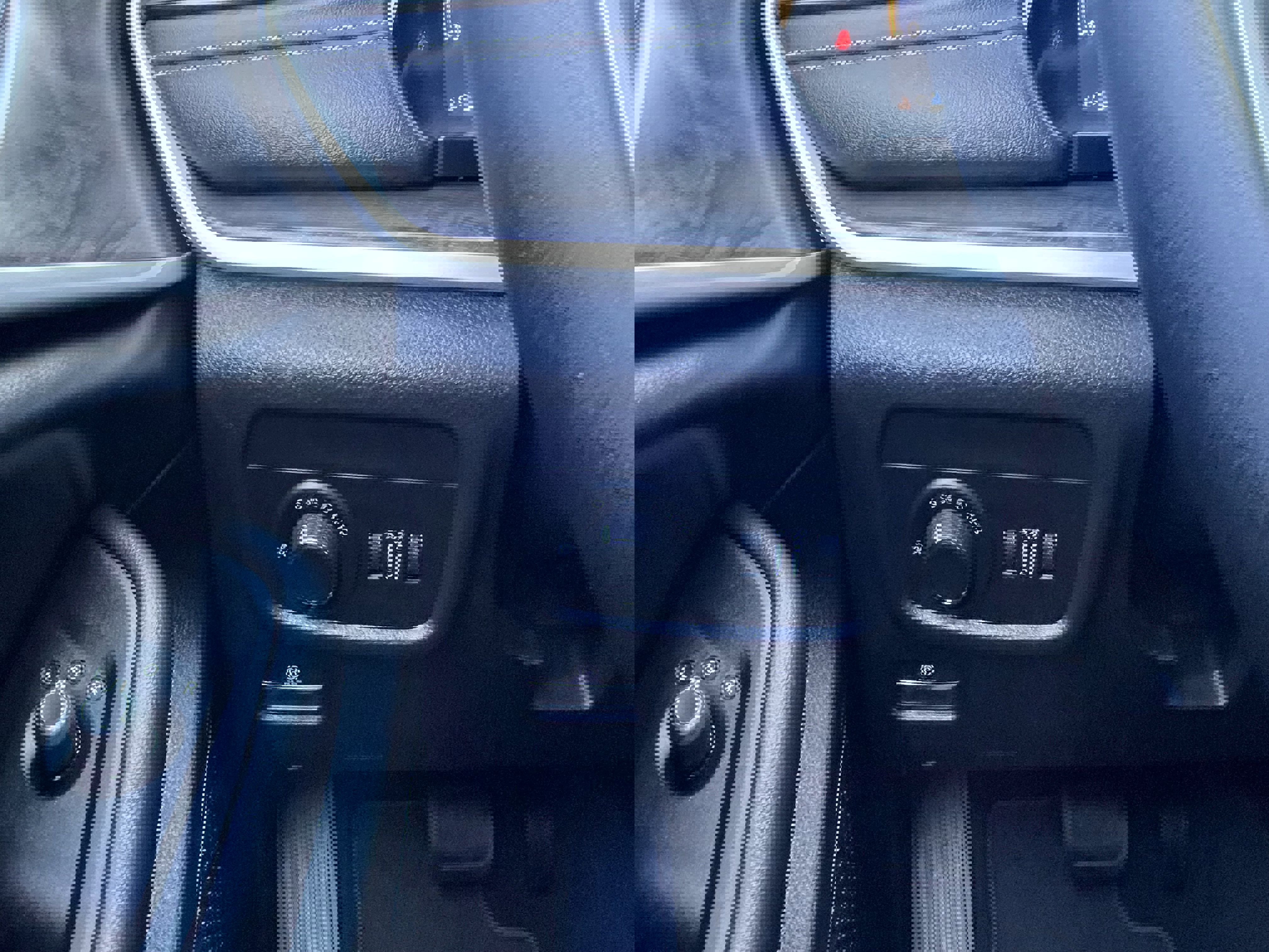 New 2026 Jeep Grand Cherokee Altitude image 39