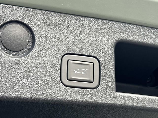 New 2026 Chevrolet Equinox ACTIV w/ Convenience Package III image 19