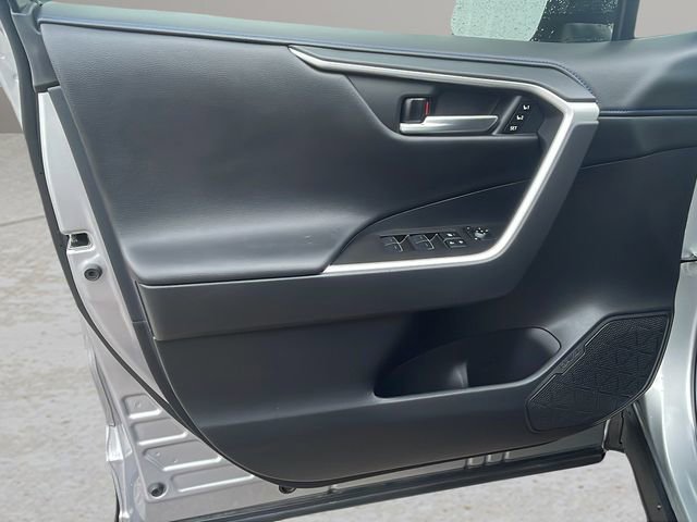 Used 2023 Toyota RAV4 XSE AWD/4WD image 20