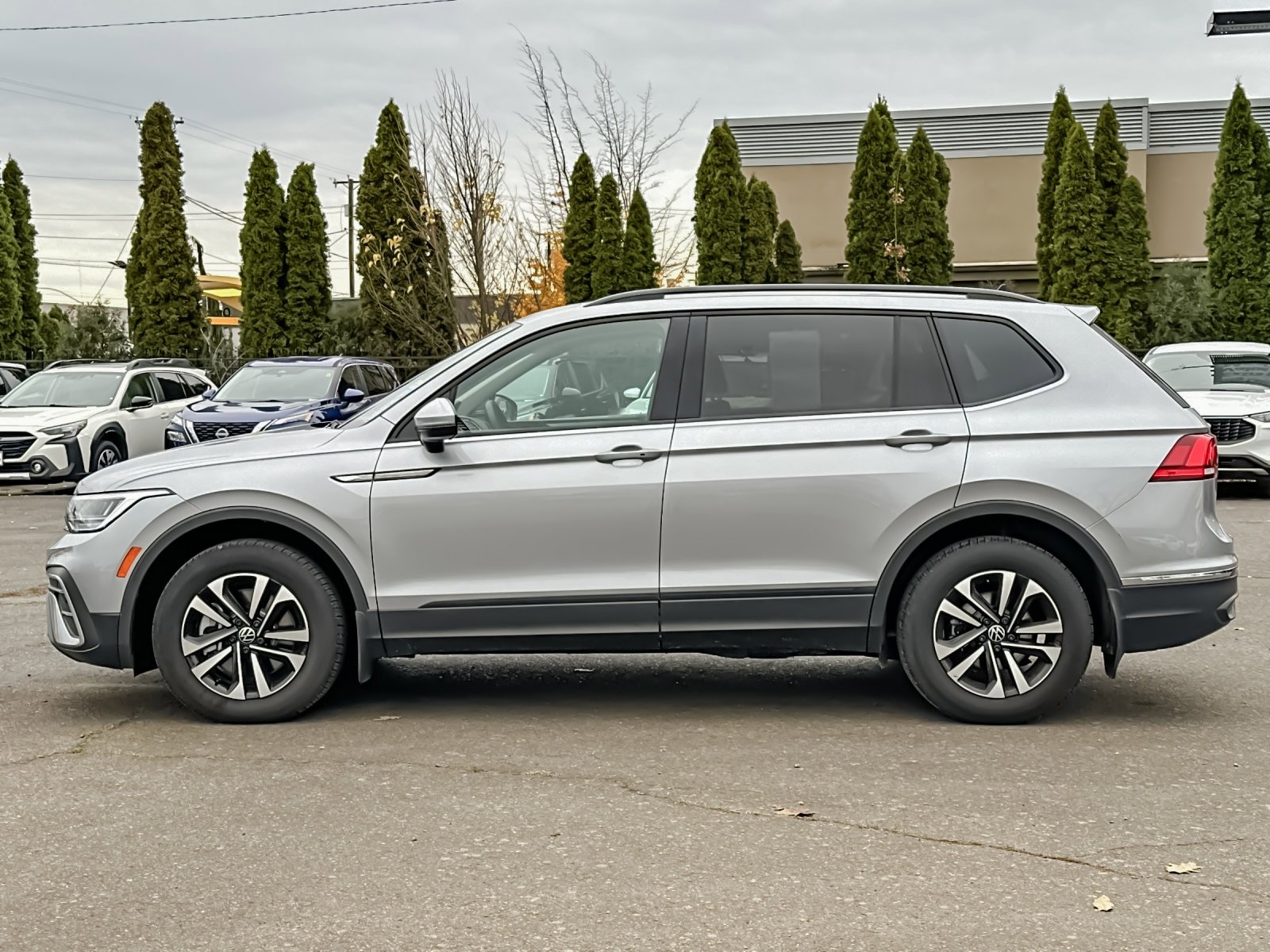 Used 2024 Volkswagen Tiguan S image 7