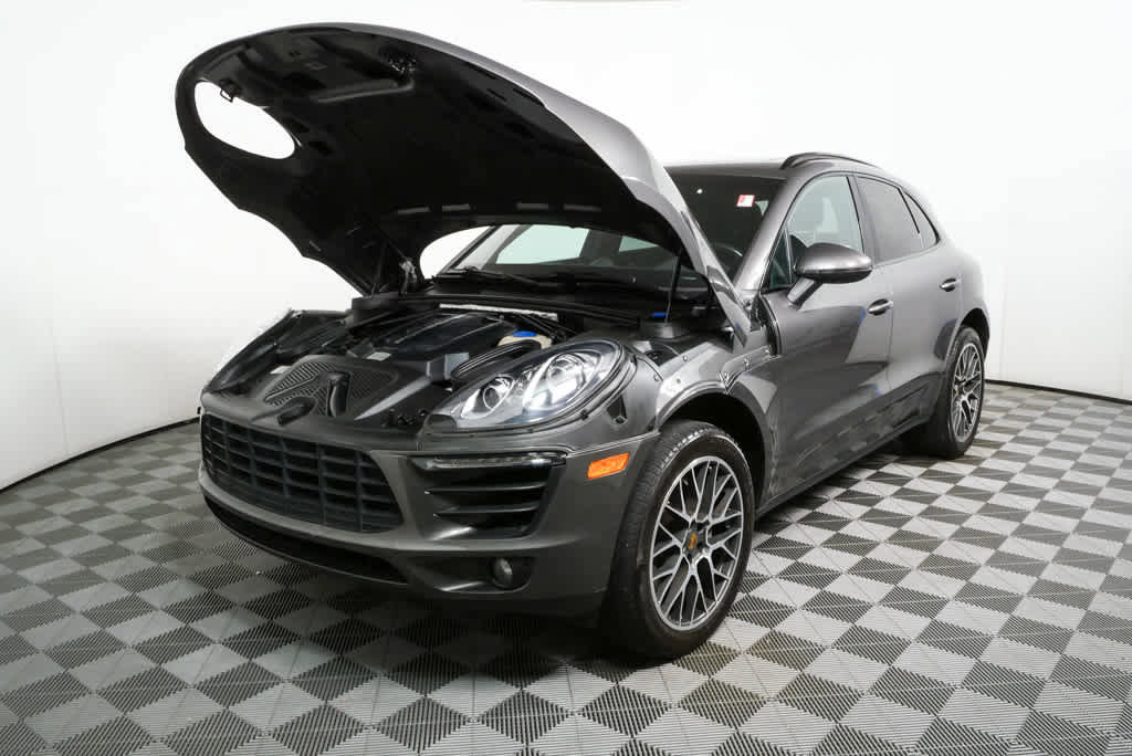 Used 2015 Porsche Macan S AWD/4WD image 32