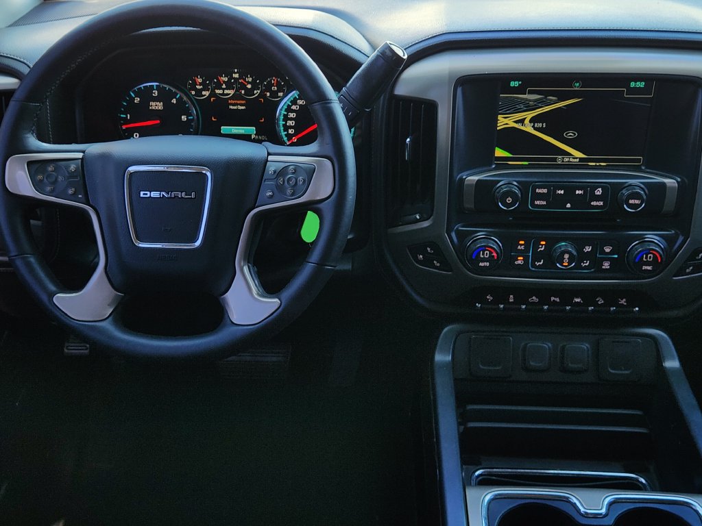 Used 2017 GMC Sierra 1500 Denali w/ Denali Ultimate Package AWD/4WD image 30