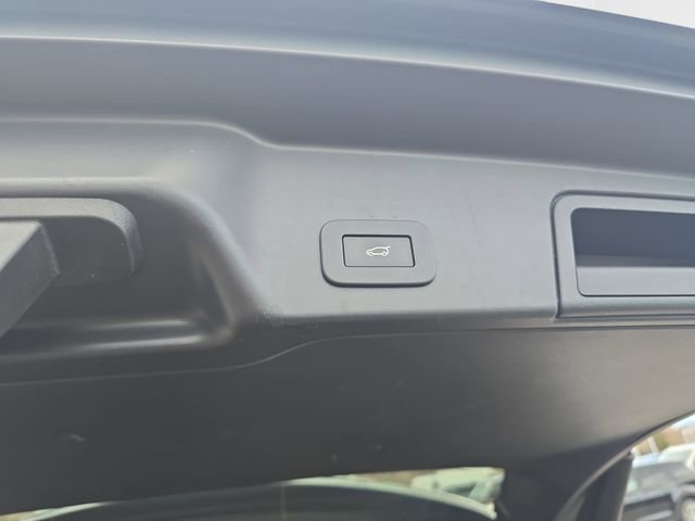 Certified 2025 Land Rover Range Rover Evoque S AWD/4WD image 16