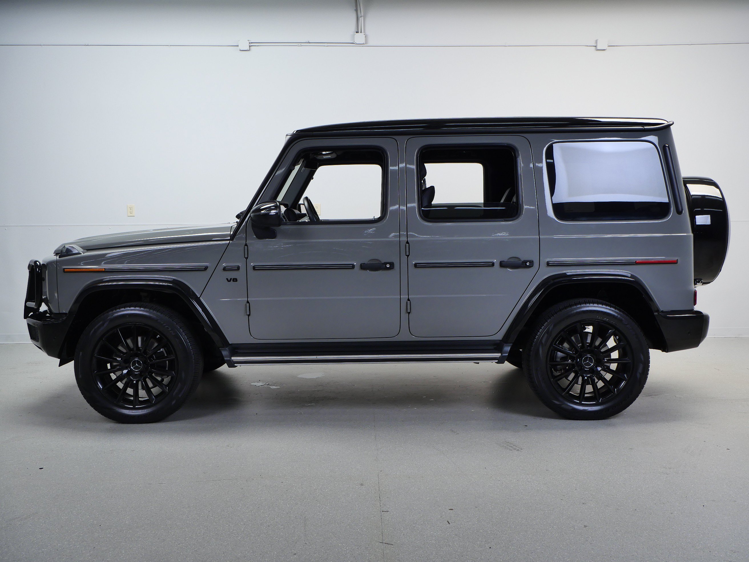 Used 2021 Mercedes-Benz G 550 image 11