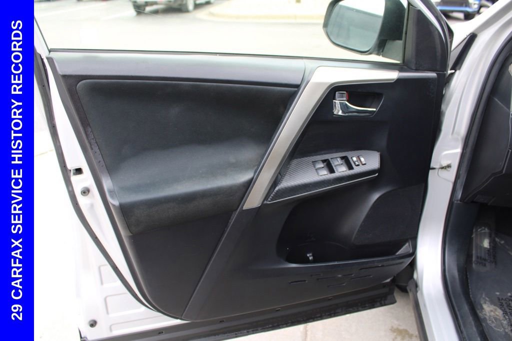 Used 2014 Toyota RAV4 XLE FWD image 17