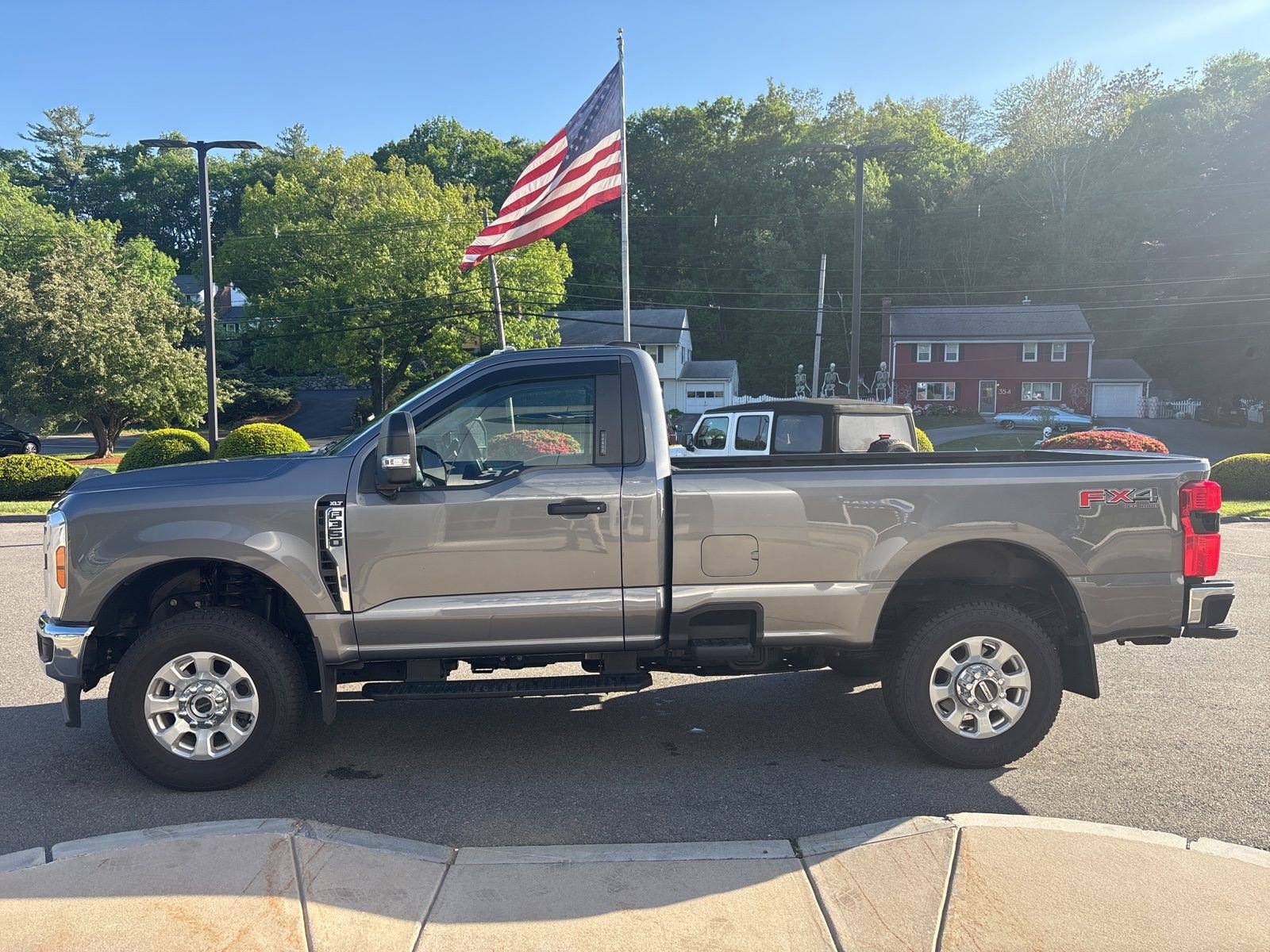 Used 2024 Ford F350 XLT w/ 360-Degree Camera Package AWD/4WD image 9