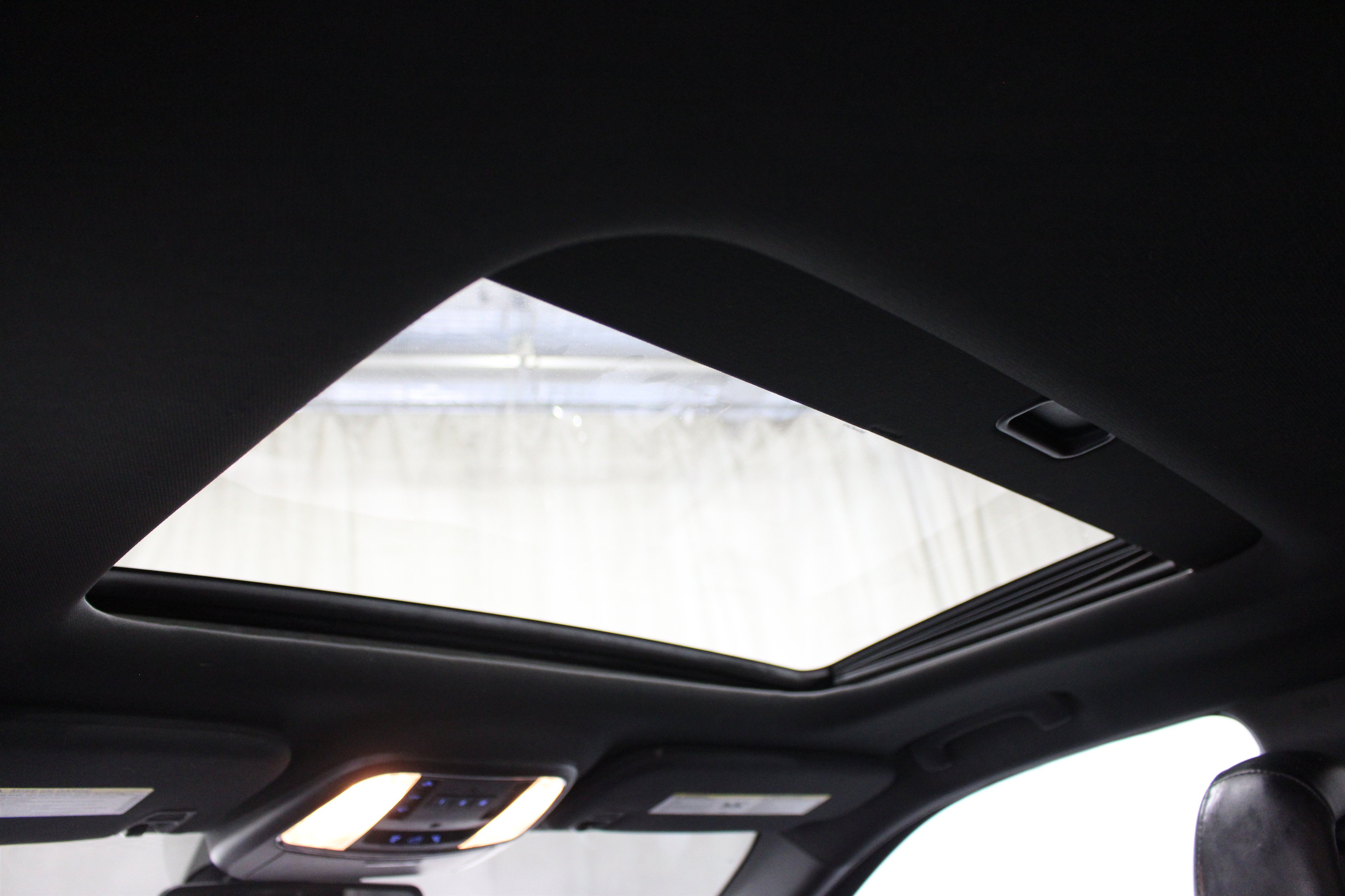 Used 2014 Dodge Durango R/T w/ Premium Nappa Leather Group RWD image 22