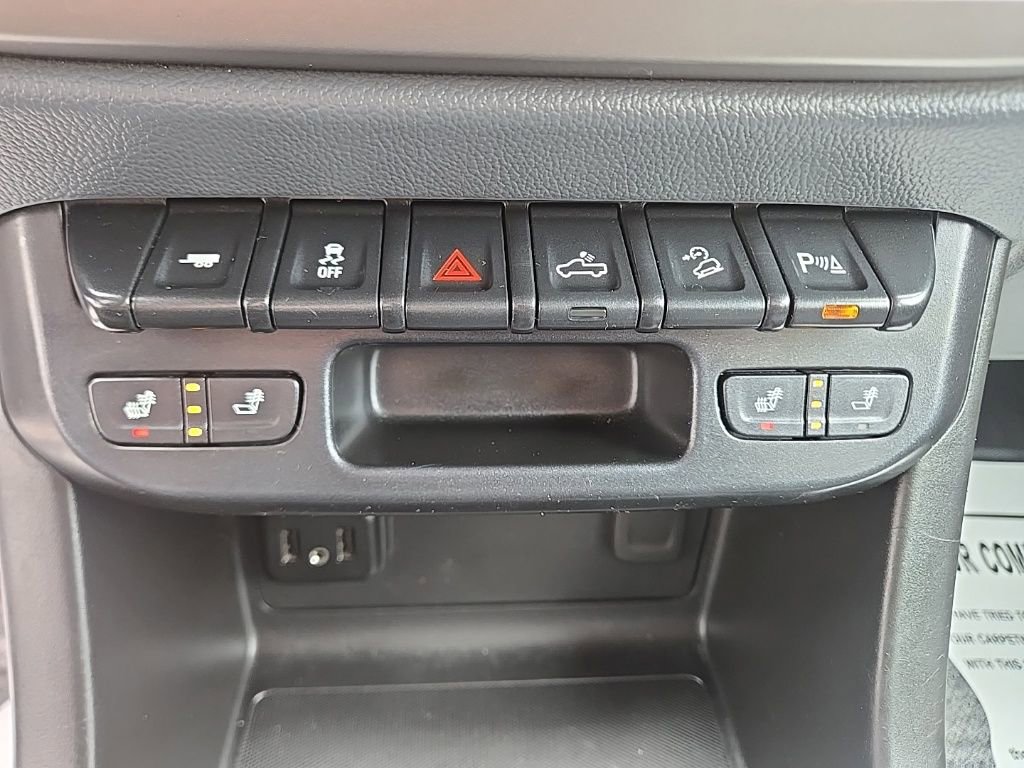 Used 2021 Chevrolet Colorado Z71 AWD/4WD image 33