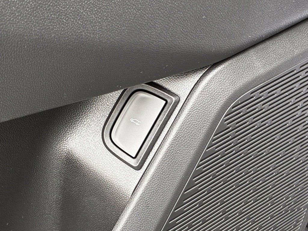 New 2027 Chevrolet Equinox ACTIV w/ Safety and Technology Package AWD/4WD image 5