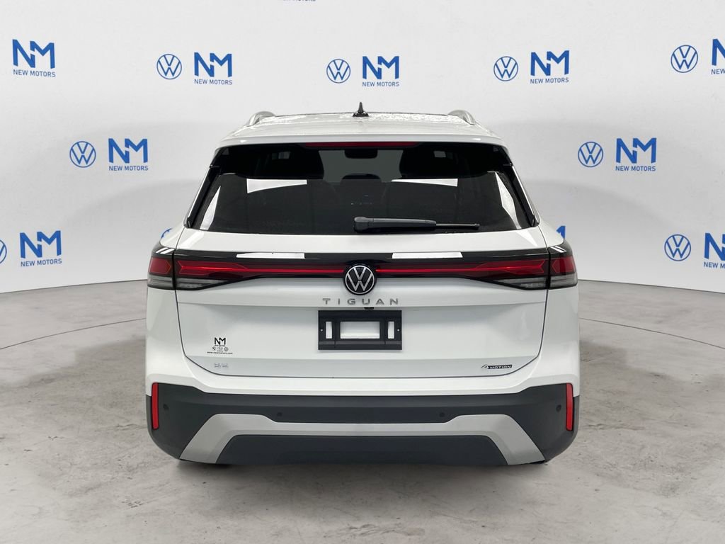 New 2026 Volkswagen Tiguan SE image 3